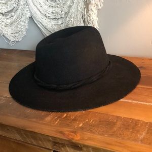 Black felt hat from Anthropologie one size